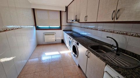Foto 5 de Apartamento de alquiler en Rúa José Gil, Barrocanes, Ourense Capital