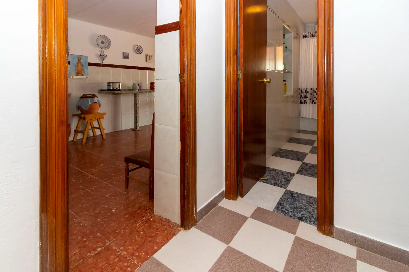 Haus oder Chalet zum Verkauf in Badajoz mit Klimaanlage, Abstellraum und Schwimmbad