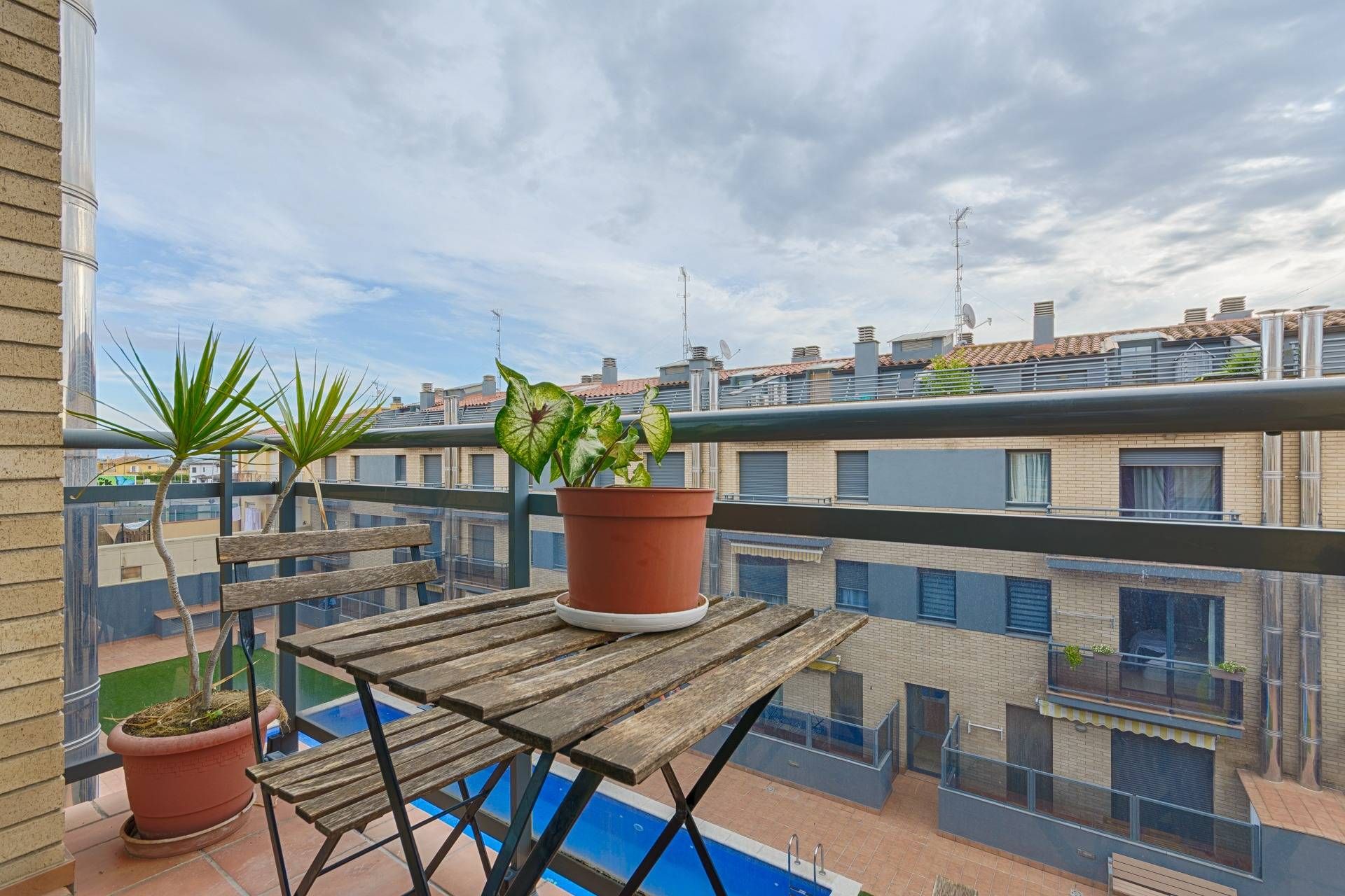 Terrassa de Pis en venda en Sant Pere Pescador amb Aire condicionat, Terrassa i Piscina comunitària