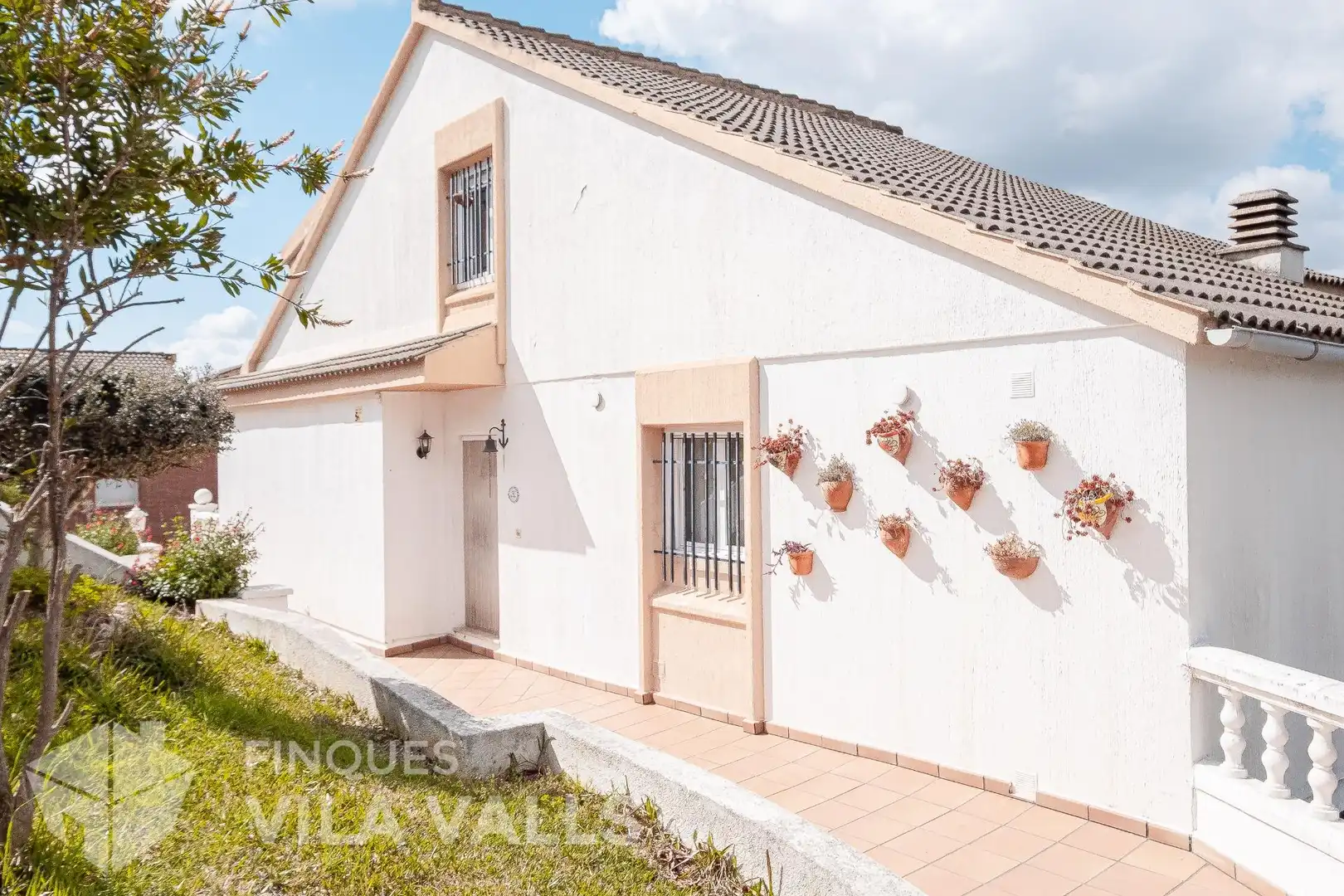 Vista exterior de Casa o xalet en venda en Caldes de Montbui amb Calefacció, Jardí privat i Terrassa