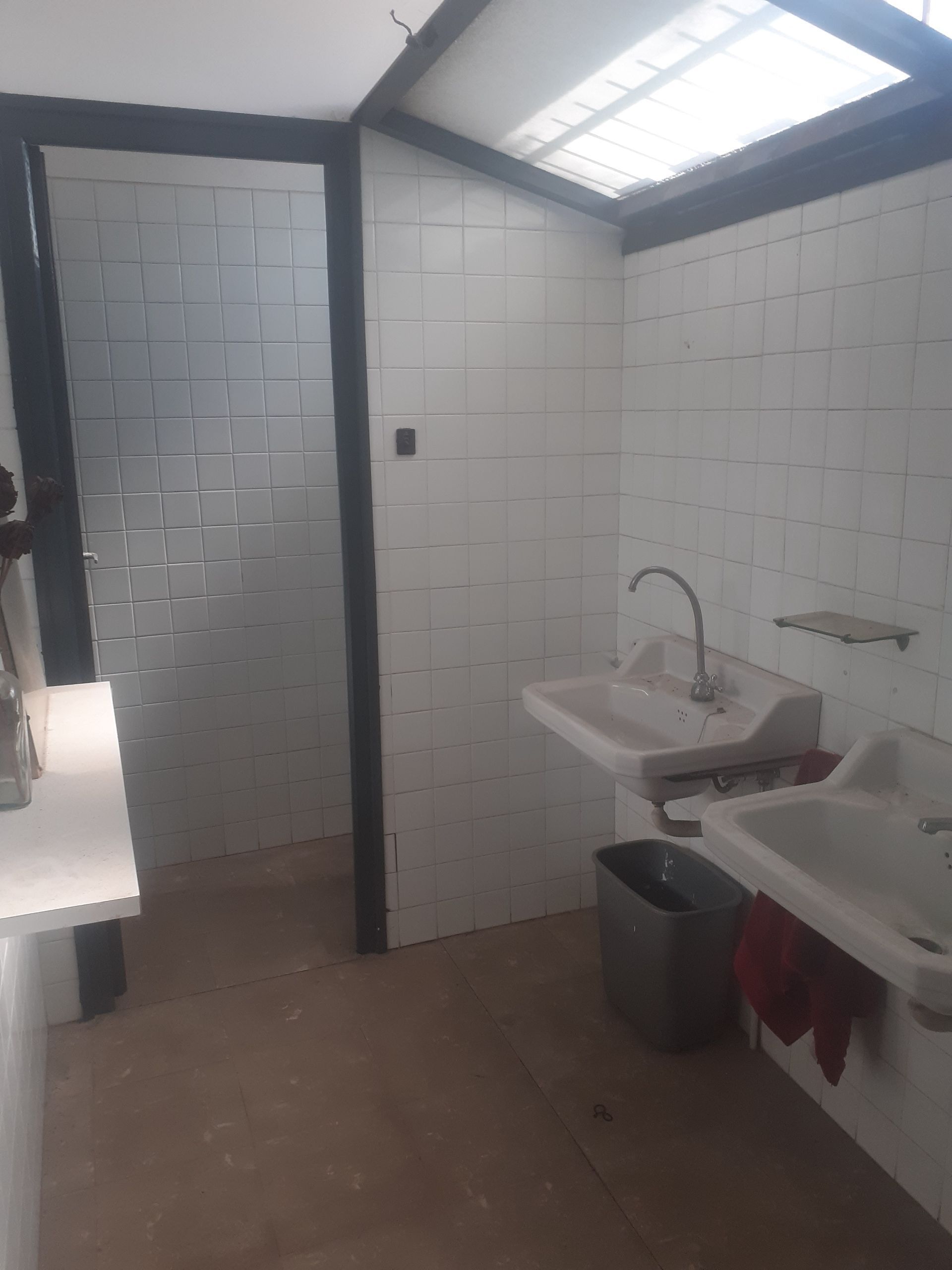 Bany de Nau industrial en venda en Terrassa