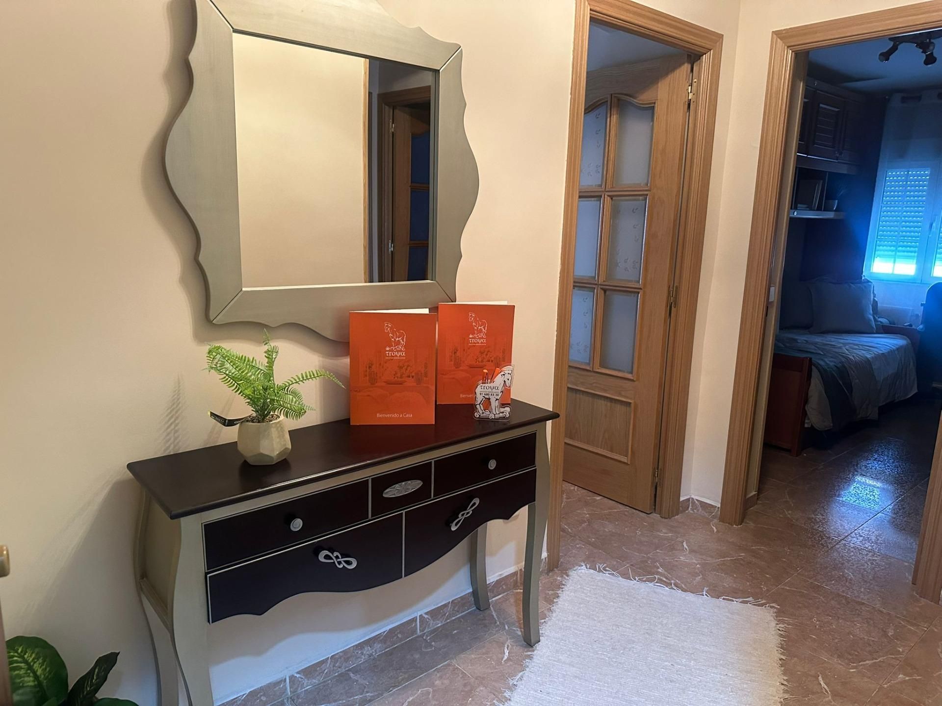 Flat for sale in Calle del Alhelí, Flores, Centro, Leganés
