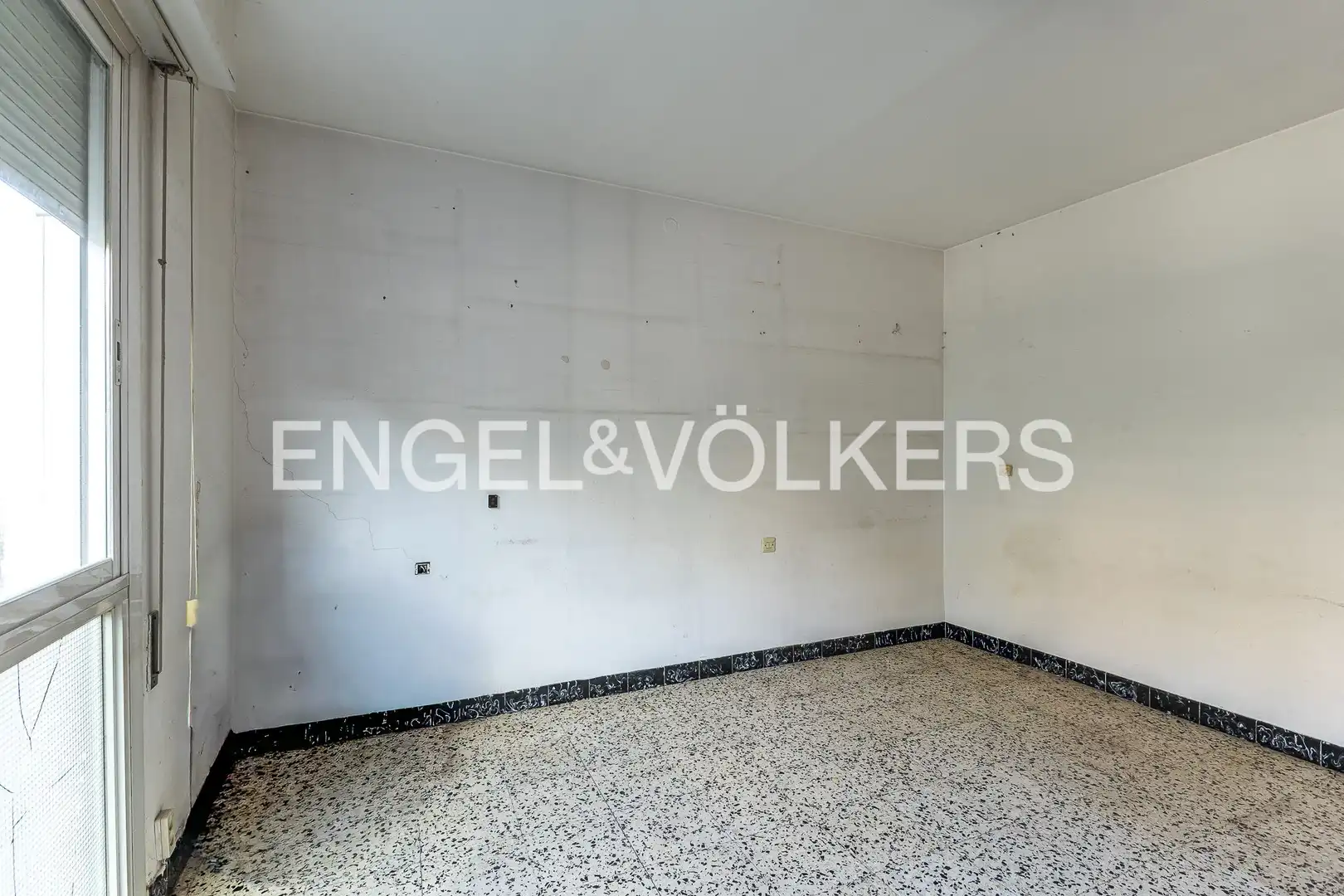 Flat for sale in Tarragona  with Air Conditioner and Heating