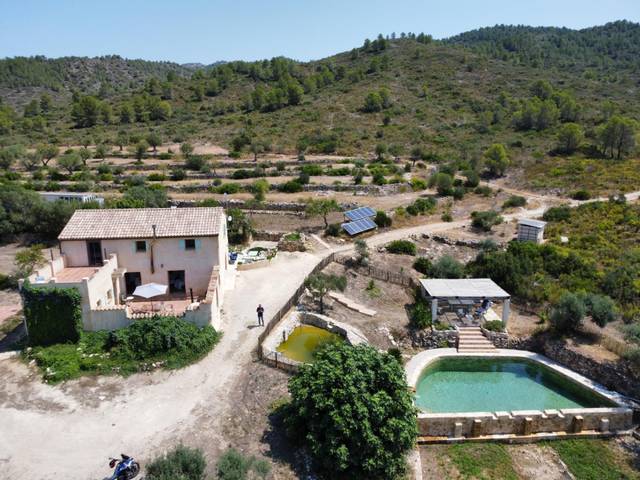 Finca rústica en Venta en Tivissa