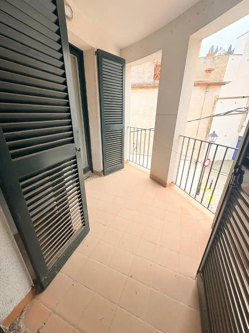 Flat with terrace for sale in Carrer Torrent de Can Magí