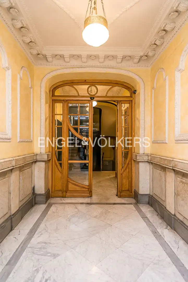 Flat for sale in Madrid  with Air Conditioner and Heating