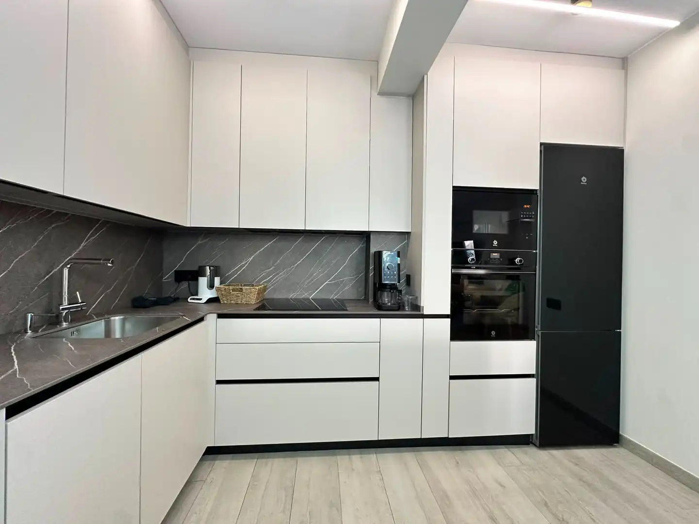 Cocina de Piso en venta en Vélez-Málaga con Aire acondicionado, Calefacción y Terraza