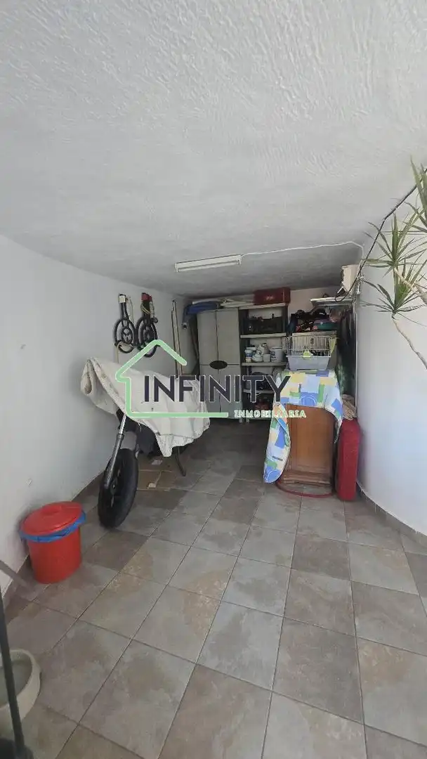 Casa o xalet en venda en Oliva amb Aire condicionat, Terrassa i Traster