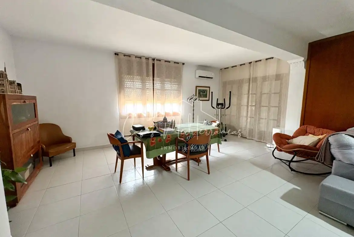 Maison jumelée à vendre à Poble, imagen 9