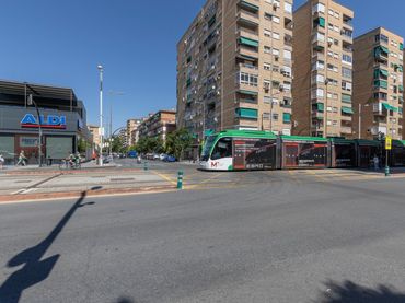 Pis amb balcó en venda a Calle Palencia 23