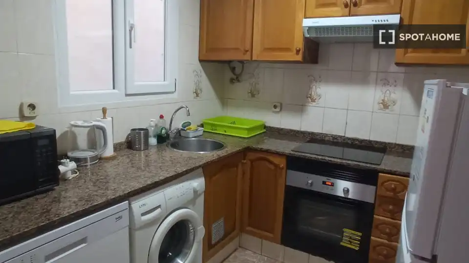 Cocina de Piso de alquiler en Sueca con Aire acondicionado, Calefacción y Amueblado