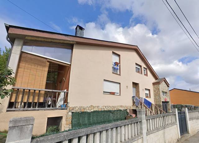 Piso en Venta en C/ General en Corullón