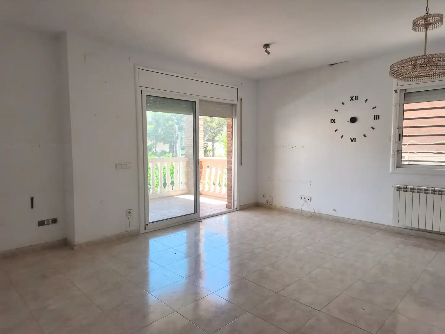 Dormitori de Casa adosada en venda en Calafell amb Aire condicionat, Calefacció i Jardí privat