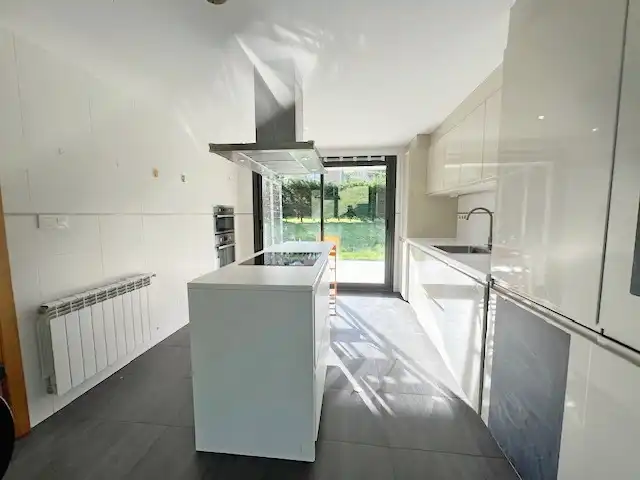 Casa o chalet en venta en Barrio Valmoreda, Oruña