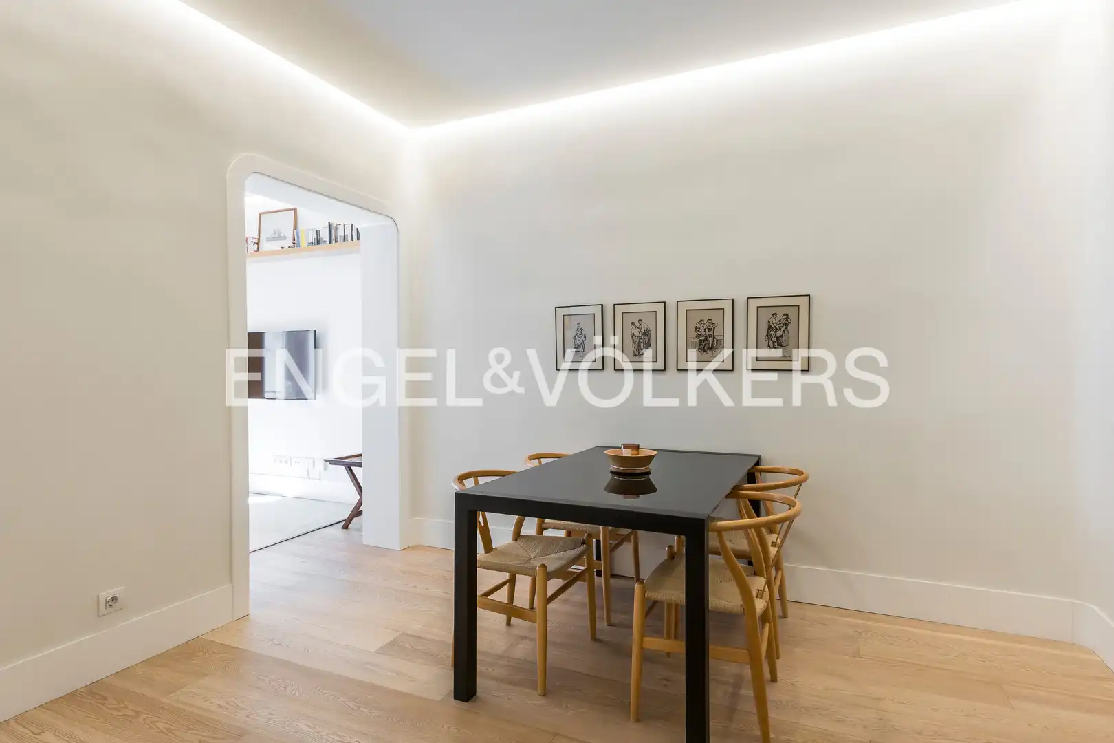 Comedor de Piso de alquiler en Madrid con Aire acondicionado, Calefacción y Amueblado
