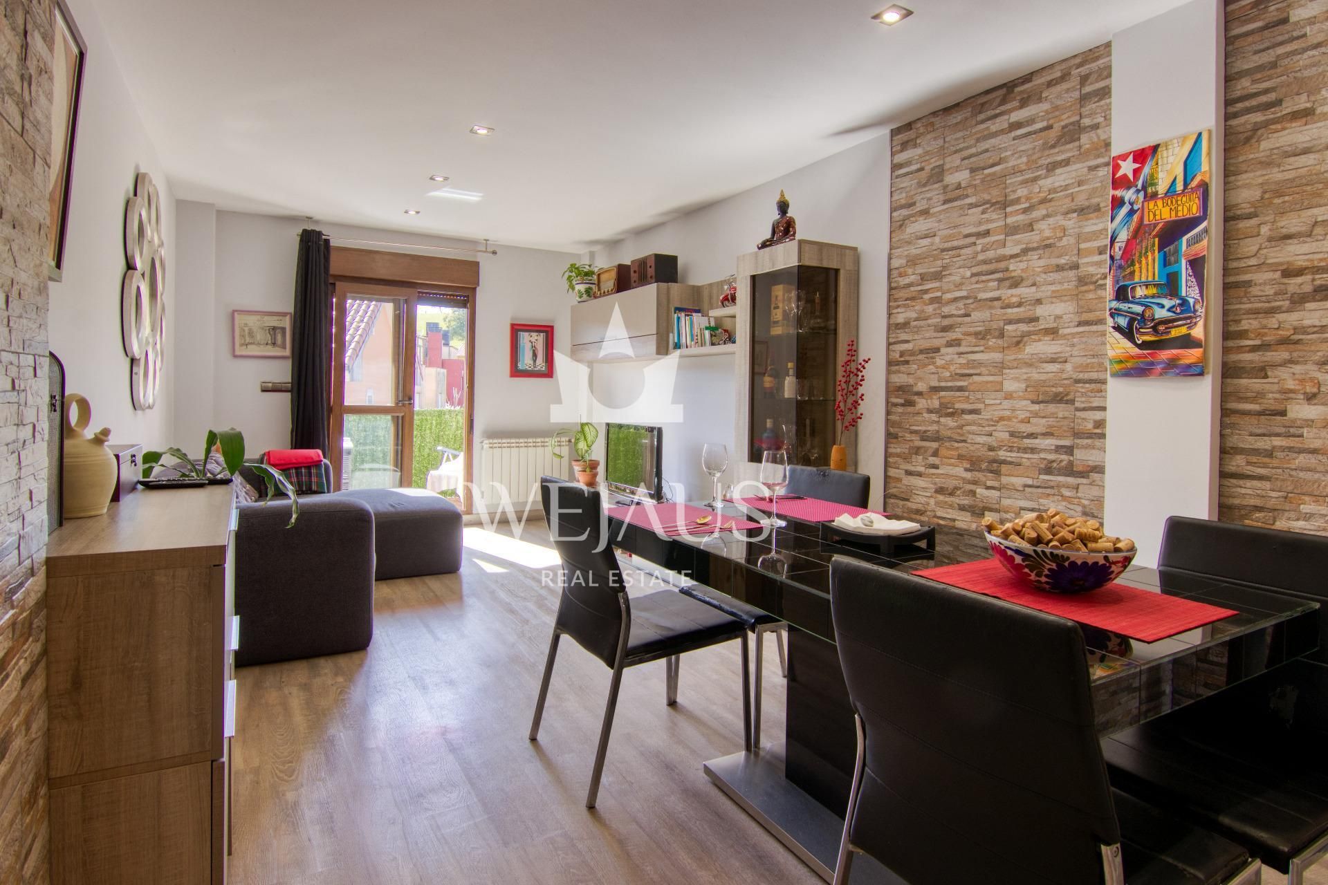 Duplex for sale in Barrio del Canal, 15A, Oruña