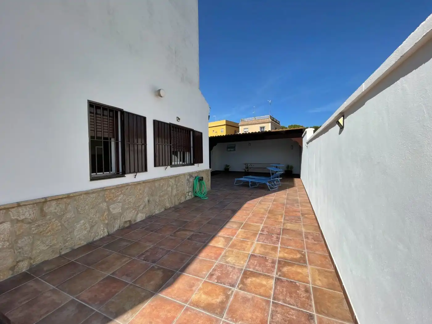 Terrassa de Casa adosada en venda en Sanlúcar de Barrameda amb Aire condicionat