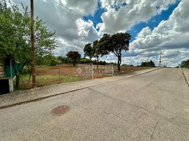 Terreny residencial en venda a Hontoba