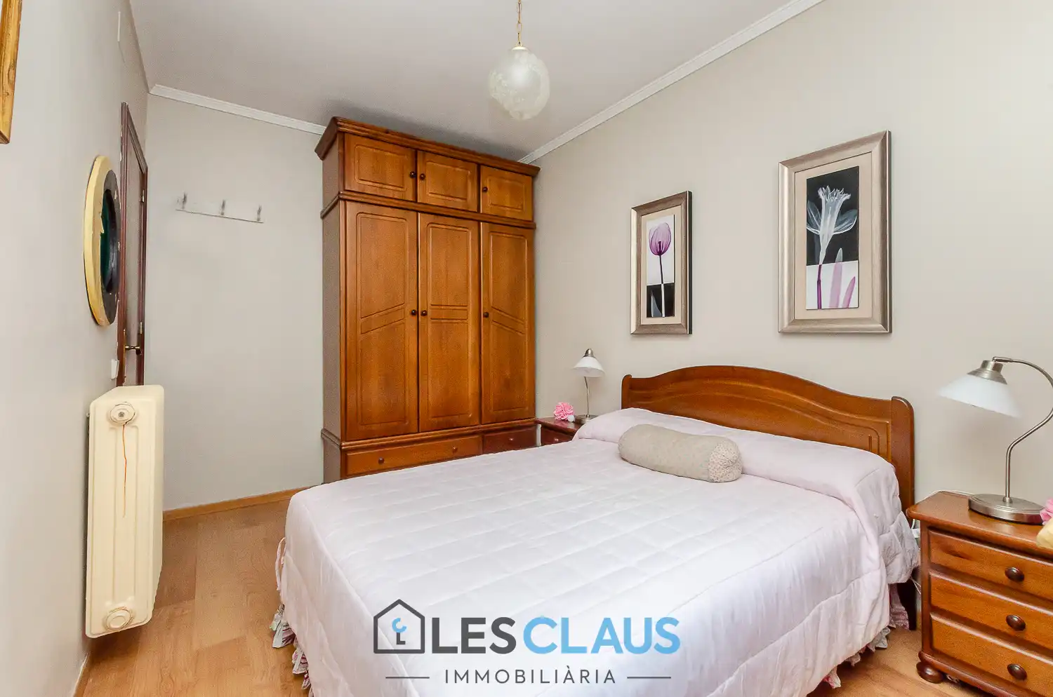 Exterior view of Duplexes for sale in Barcelona  with Air Conditioner, Heating and Balcony