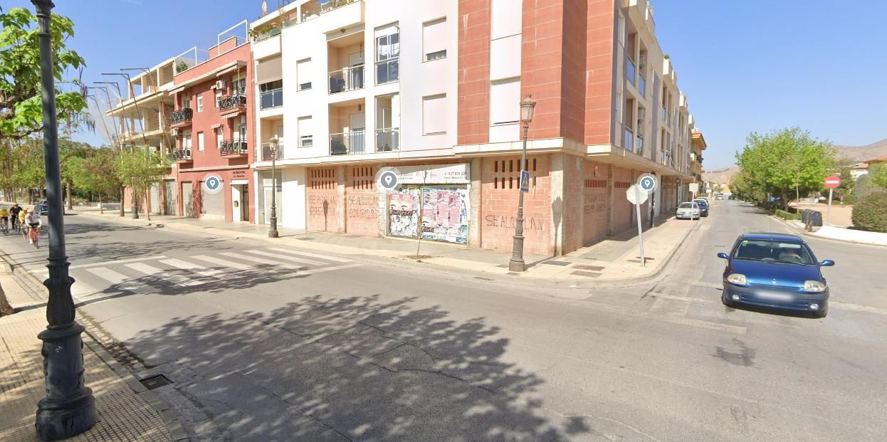 Vista exterior de Local en venda en Atarfe