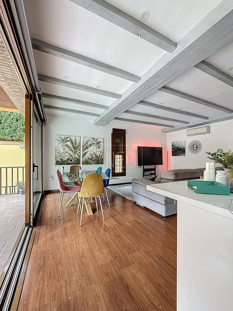 Sala de estar de Casa o chalet en venta en Albolote con Aire acondicionado, Calefacción y Jardín privado