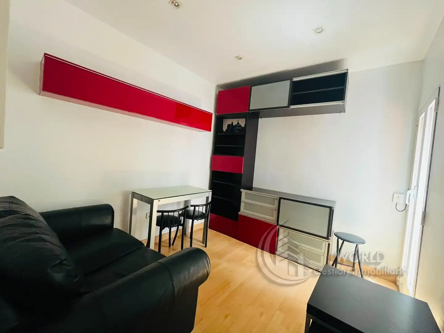 Sala d'estar de Apartament de lloguer en Madrid amb Calefacció, Moblat i Rentadora