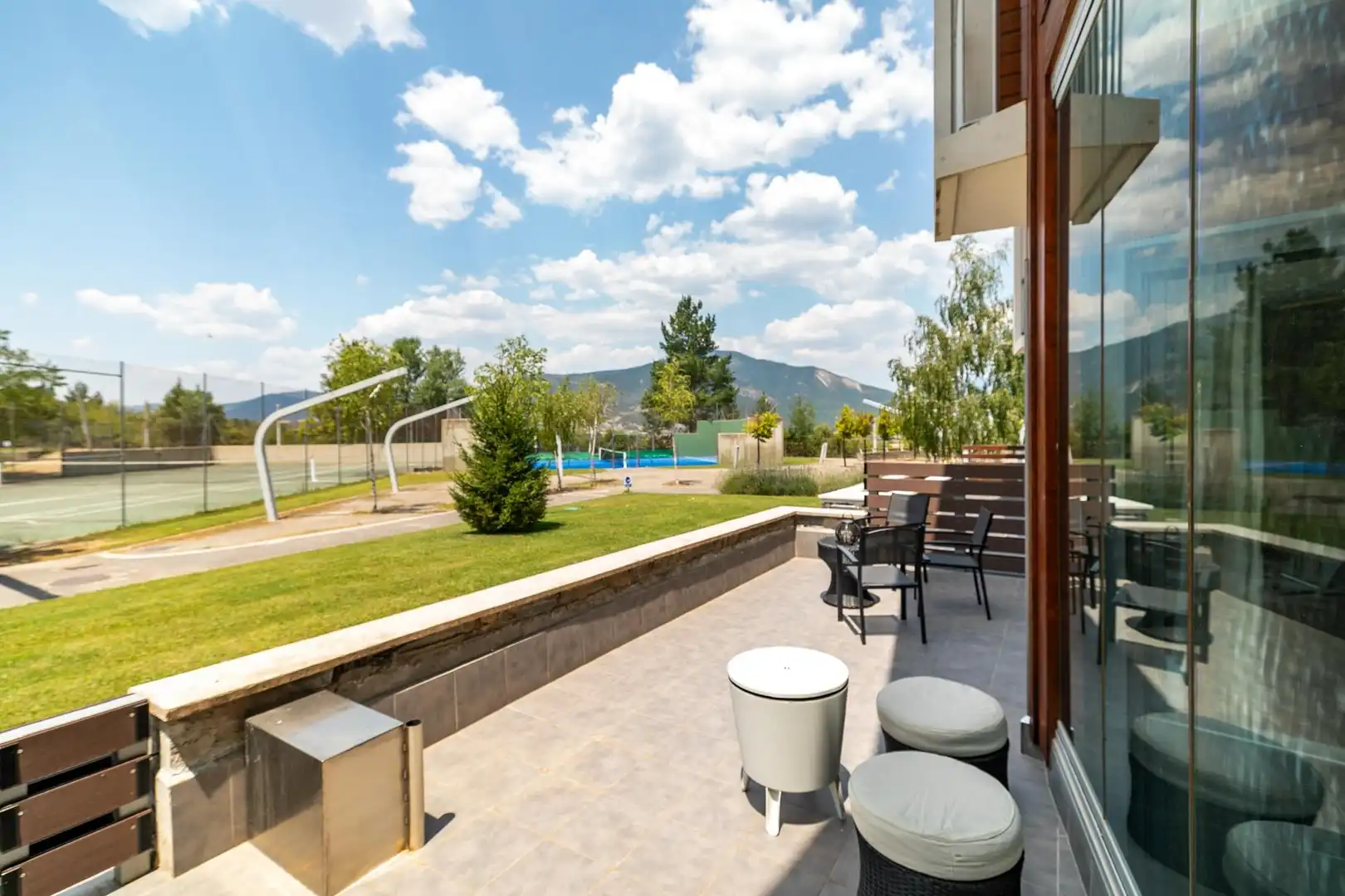 Terrassa de Casa o xalet en venda en Sabiñánigo