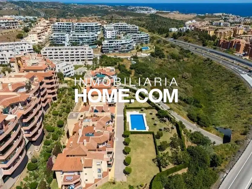 Piso con terraza en venta en Avenida Avenida Ingenieros de Riviera