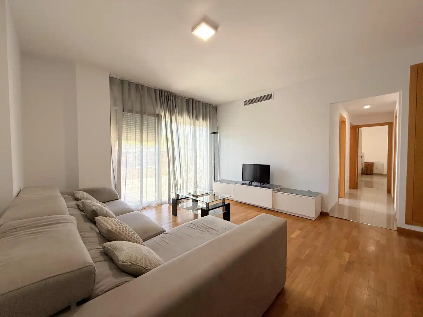 Wohnzimmer von Erdgeschoss zum Verkauf in Gandia mit Terrasse und Balkon