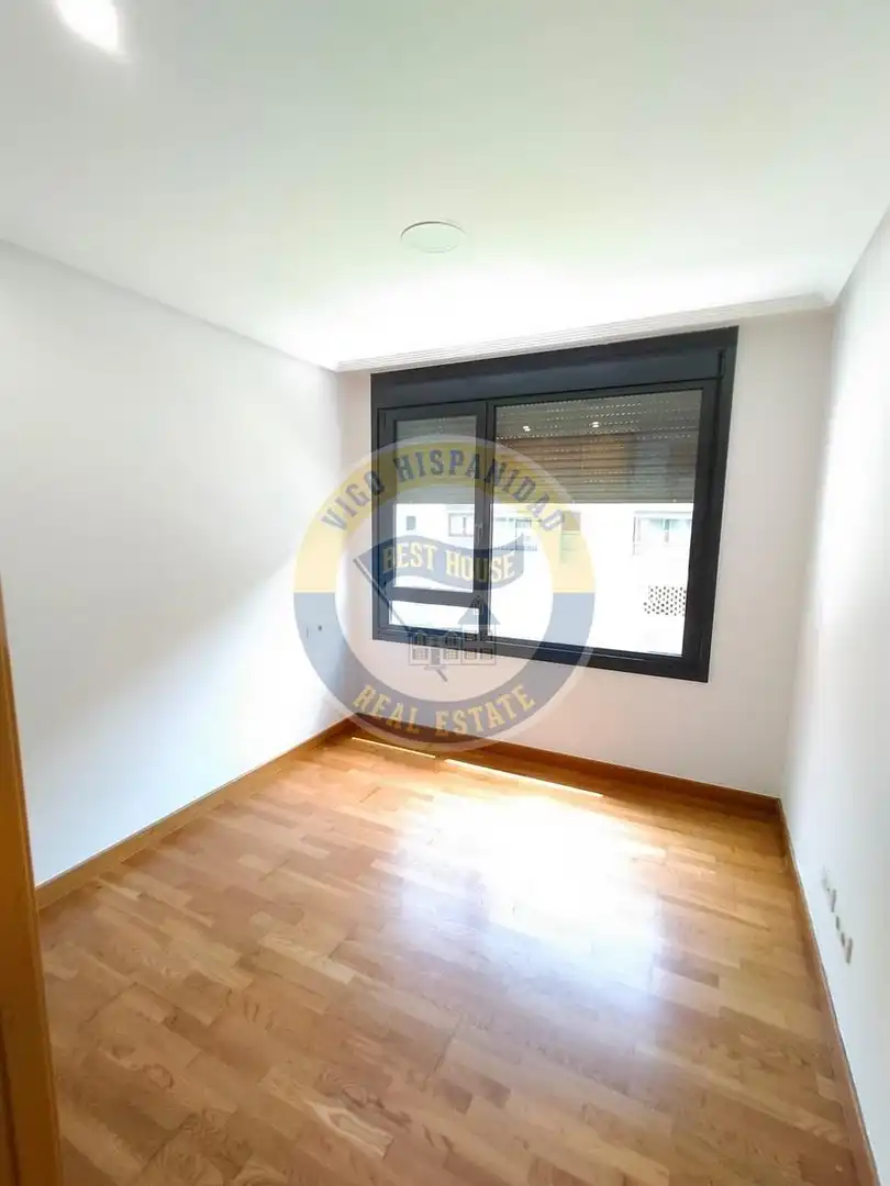 Bedroom of Flat for sale in Vigo   with Heating and Storage room