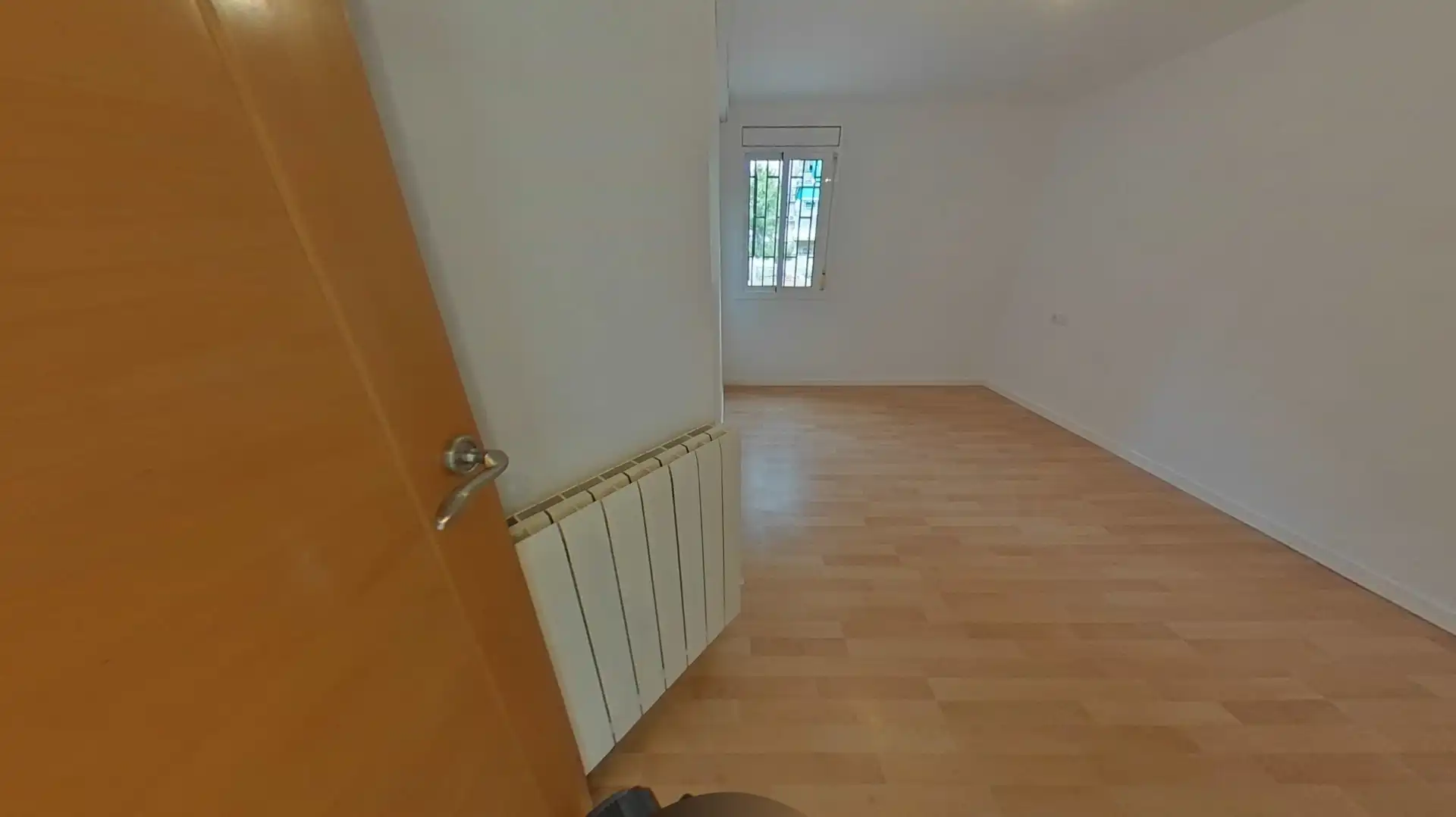 Bedroom of Flat for sale in L'Hospitalet de Llobregat  with Air Conditioner and Heating