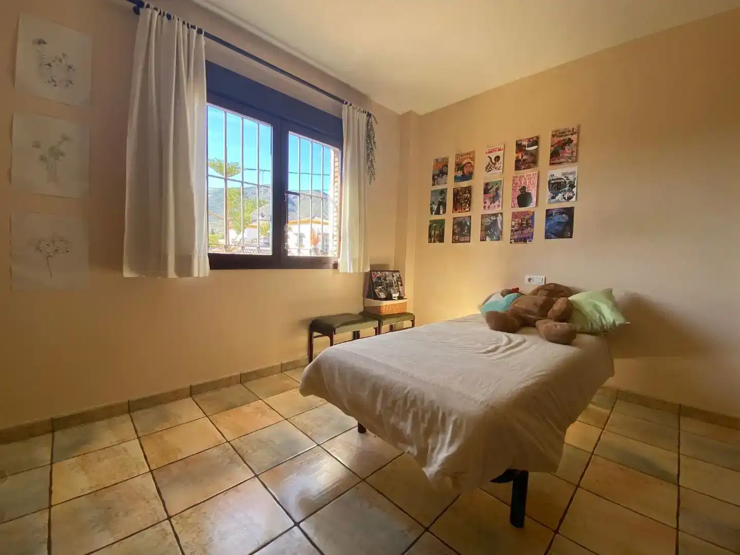 Dormitori de Casa o xalet en venda en Torremolinos amb Aire condicionat, Piscina i Balcó