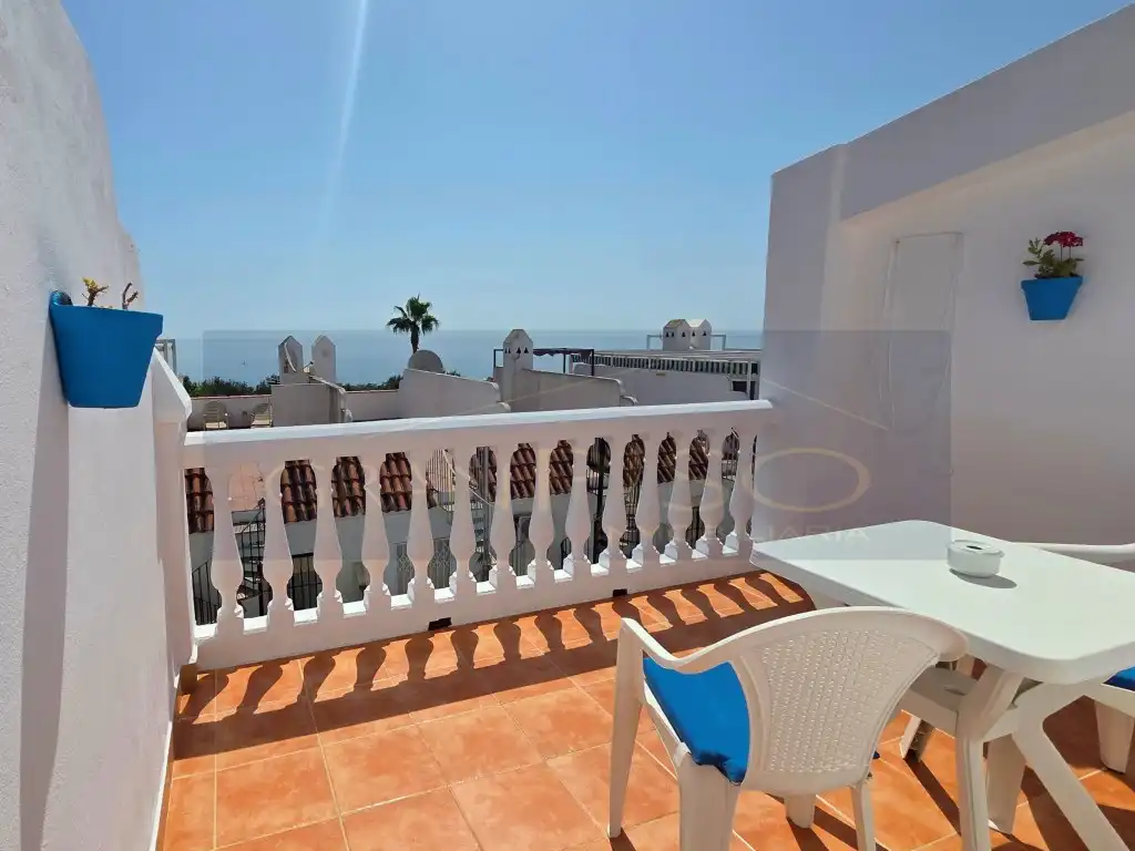 Terrassa de Casa adosada en venda en Manilva amb Terrassa, Balcó i Piscina comunitària