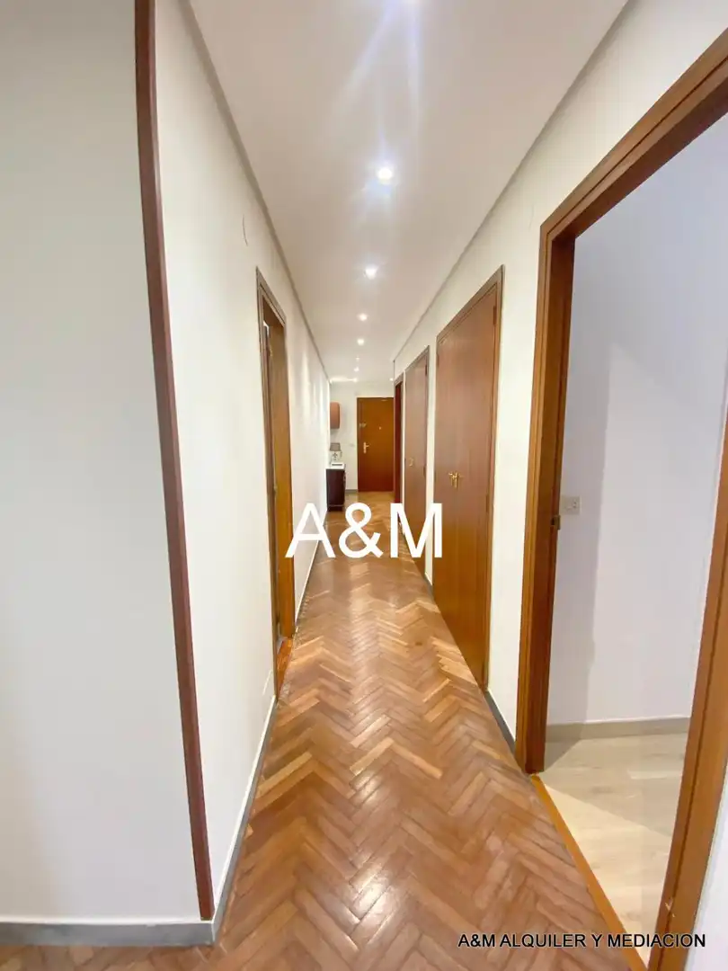 Flat for rent in Vitoria - Gasteiz  with Heating, Parquet flooring and Terrace