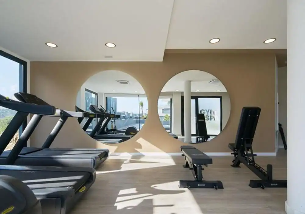 Dormitori de Apartament de lloguer en Estepona amb Aire condicionat, Terrassa i Traster