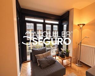 Bedroom of Flat to rent in  Madrid Capital  with Heating and Swimming Pool