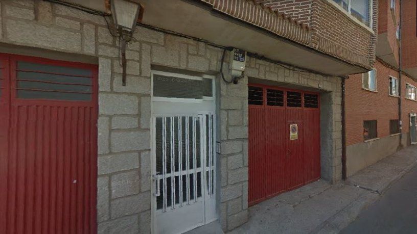 Vista exterior de Piso en venta en El Barraco 