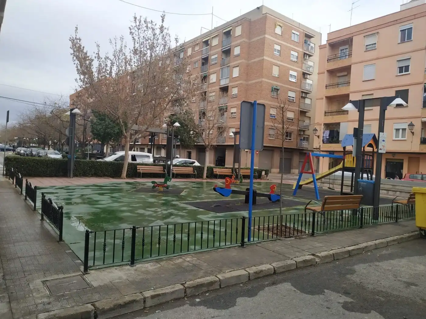 Vista exterior de Local en venda en La Pobla de Farnals