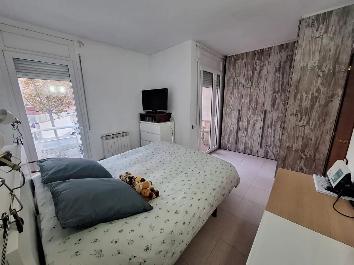 Habitación de Casa adosada en venta en Sabadell con Aire acondicionado, Jardín privado y Terraza
