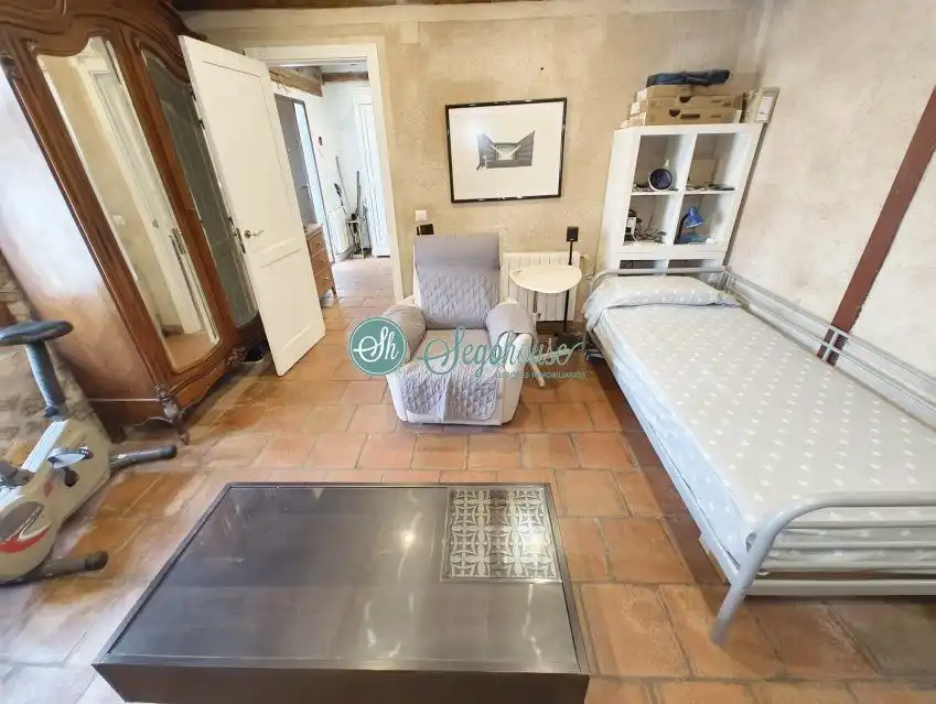 Sala d'estar de Casa o xalet en venda en Espirdo amb Calefacció