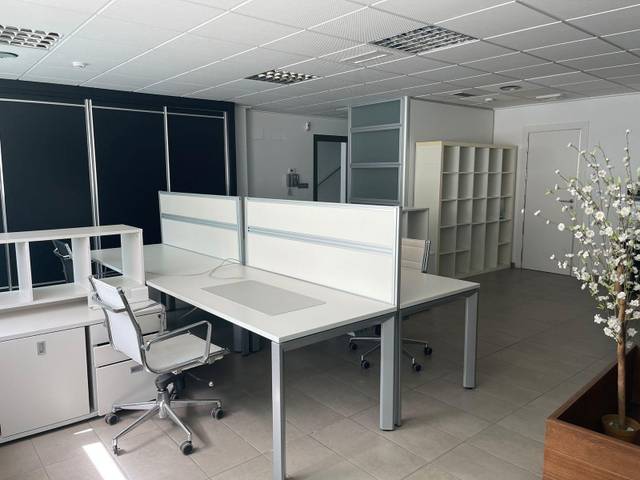 Oficina en Alquiler en Novelda