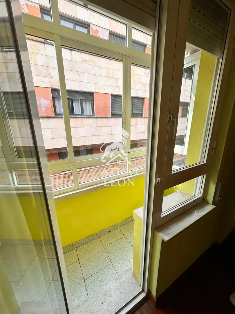 Terraza de Casa o chalet en venta en León Capital  con Calefacción, Terraza y Trastero