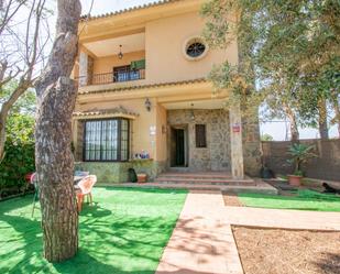 Exterior view of House or chalet for sale in Chiclana de la Frontera  with Terrace and Balcony