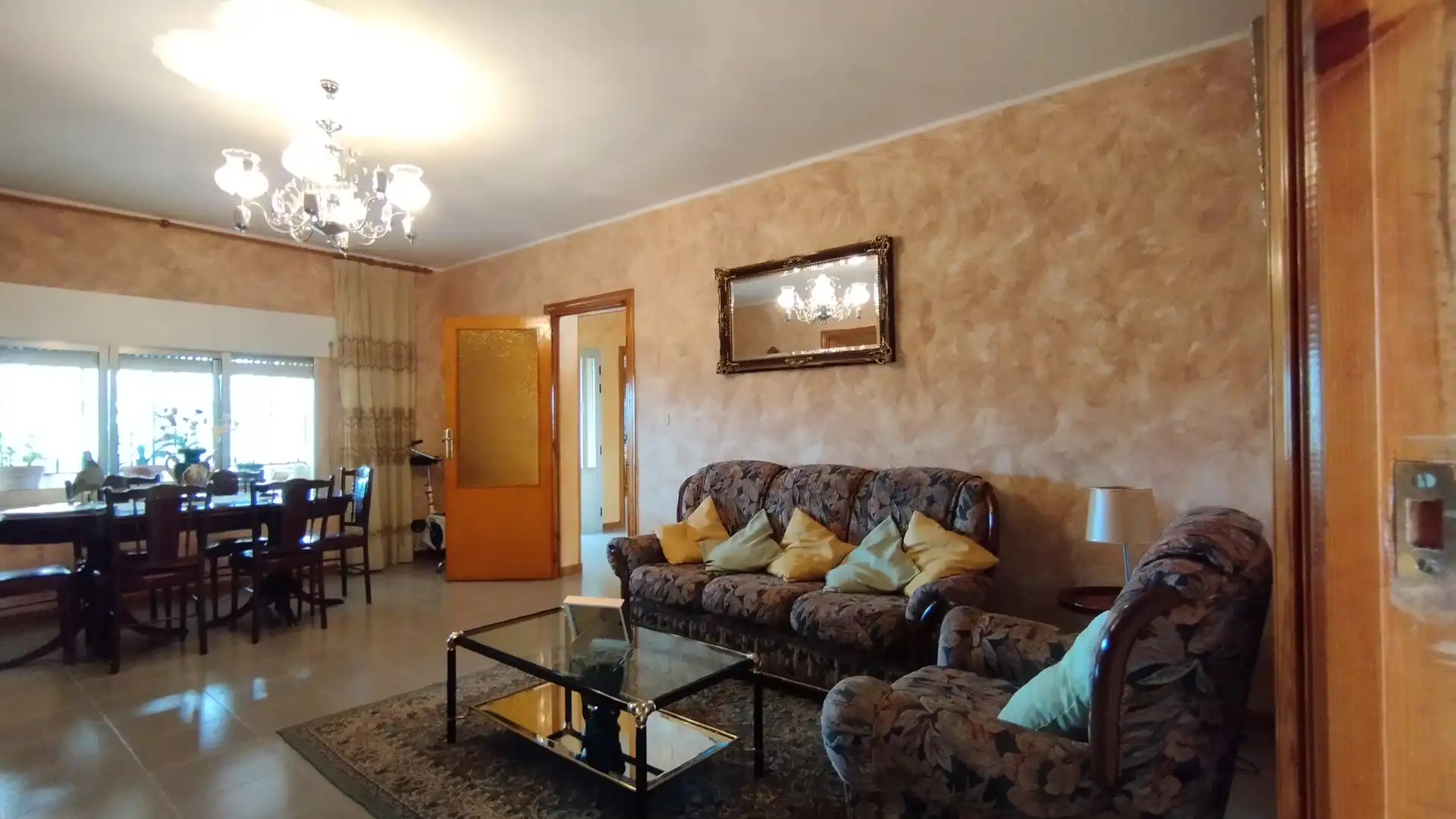 Sala de estar de Casa o chalet en venta en Matapozuelos con Jardín privado, Trastero y Piscina