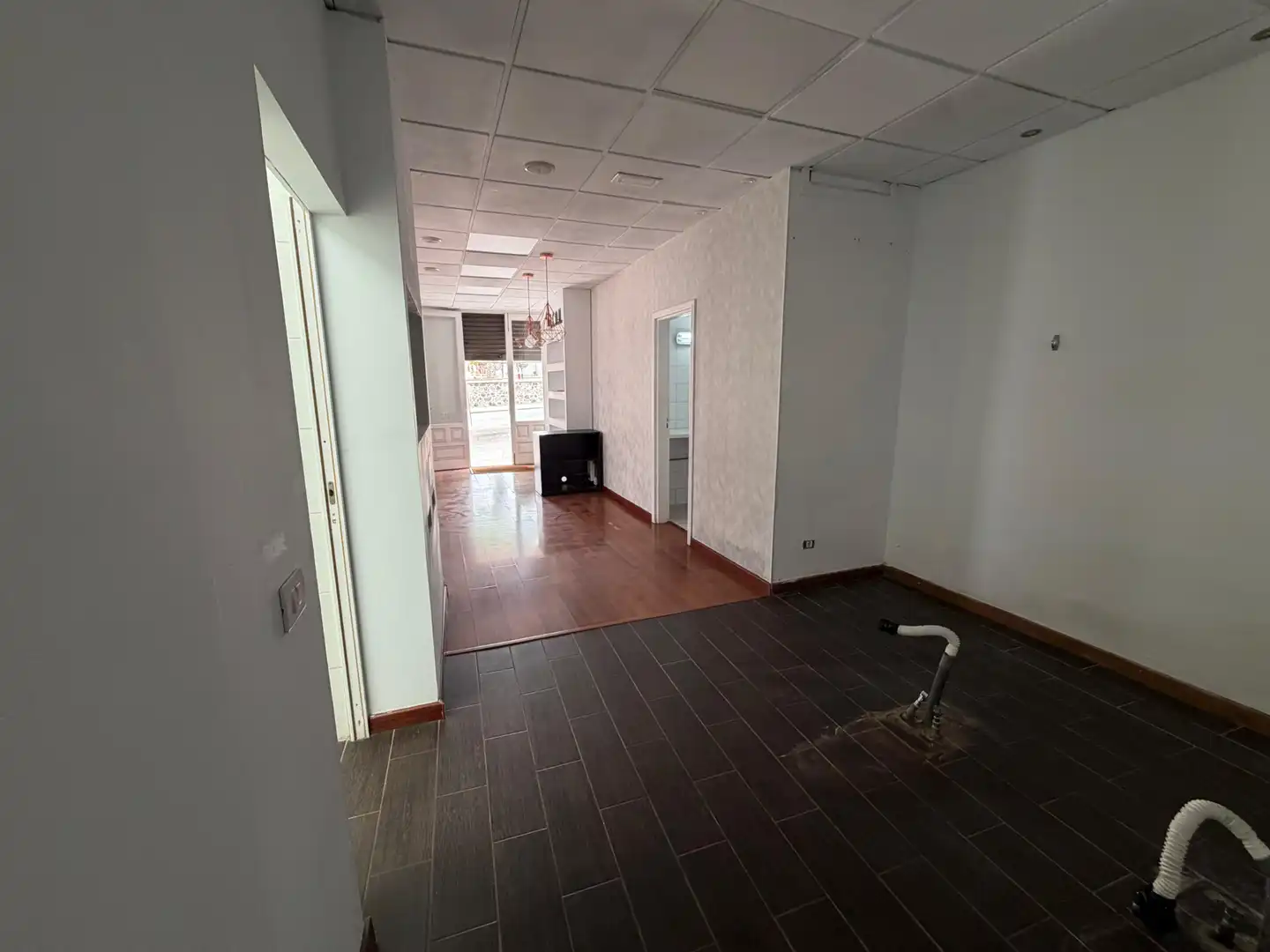 Local de alquiler en San Cristóbal de la Laguna con Aire acondicionado, Parquet y Alarma