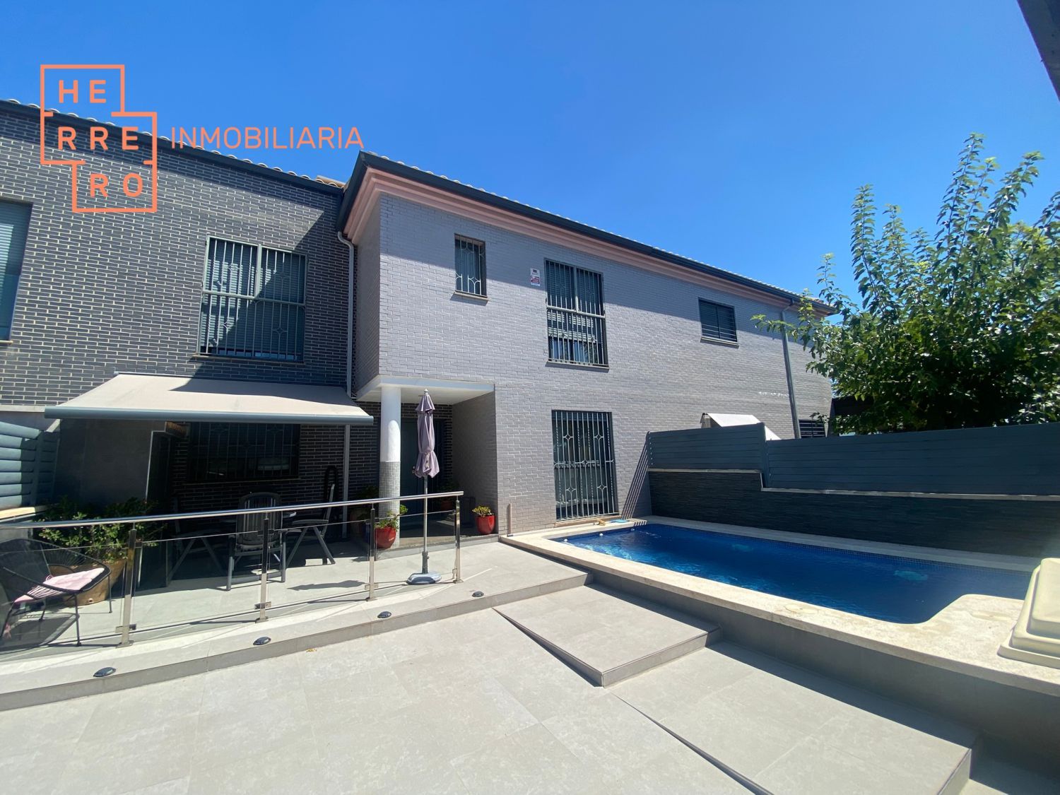 Exterior view of House or chalet for sale in Castellón de la Plana / Castelló de la Plana  with Air Conditioner, Heating and Private garden