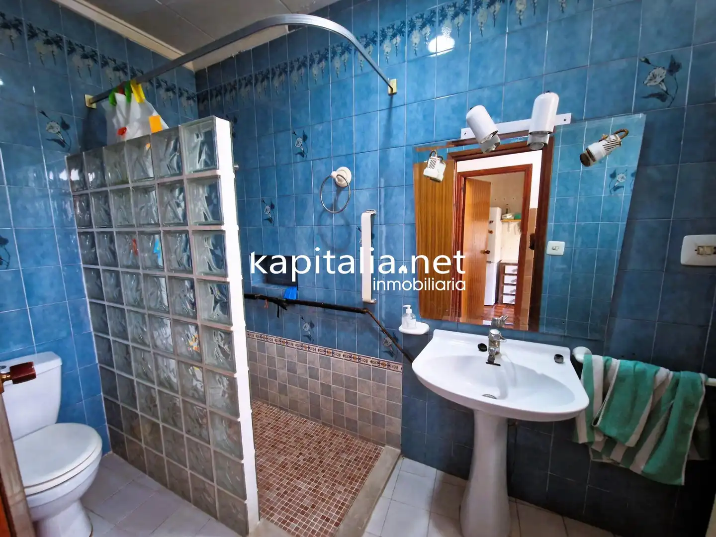 Bathroom of Houses for sale in El Palomar  with Terrace and Balcony
