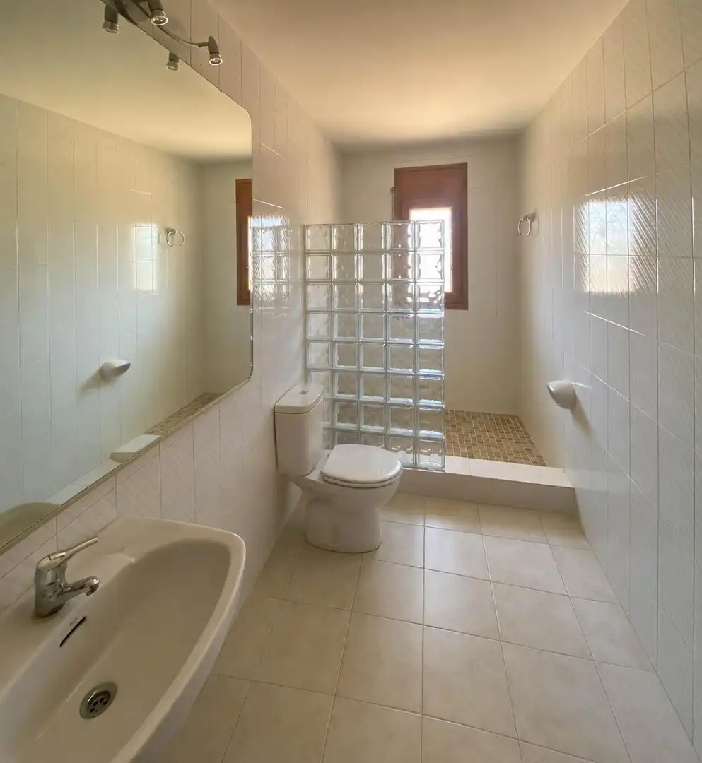 Baño de Casa o chalet en venta en Deltebre con Aire acondicionado y Calefacción