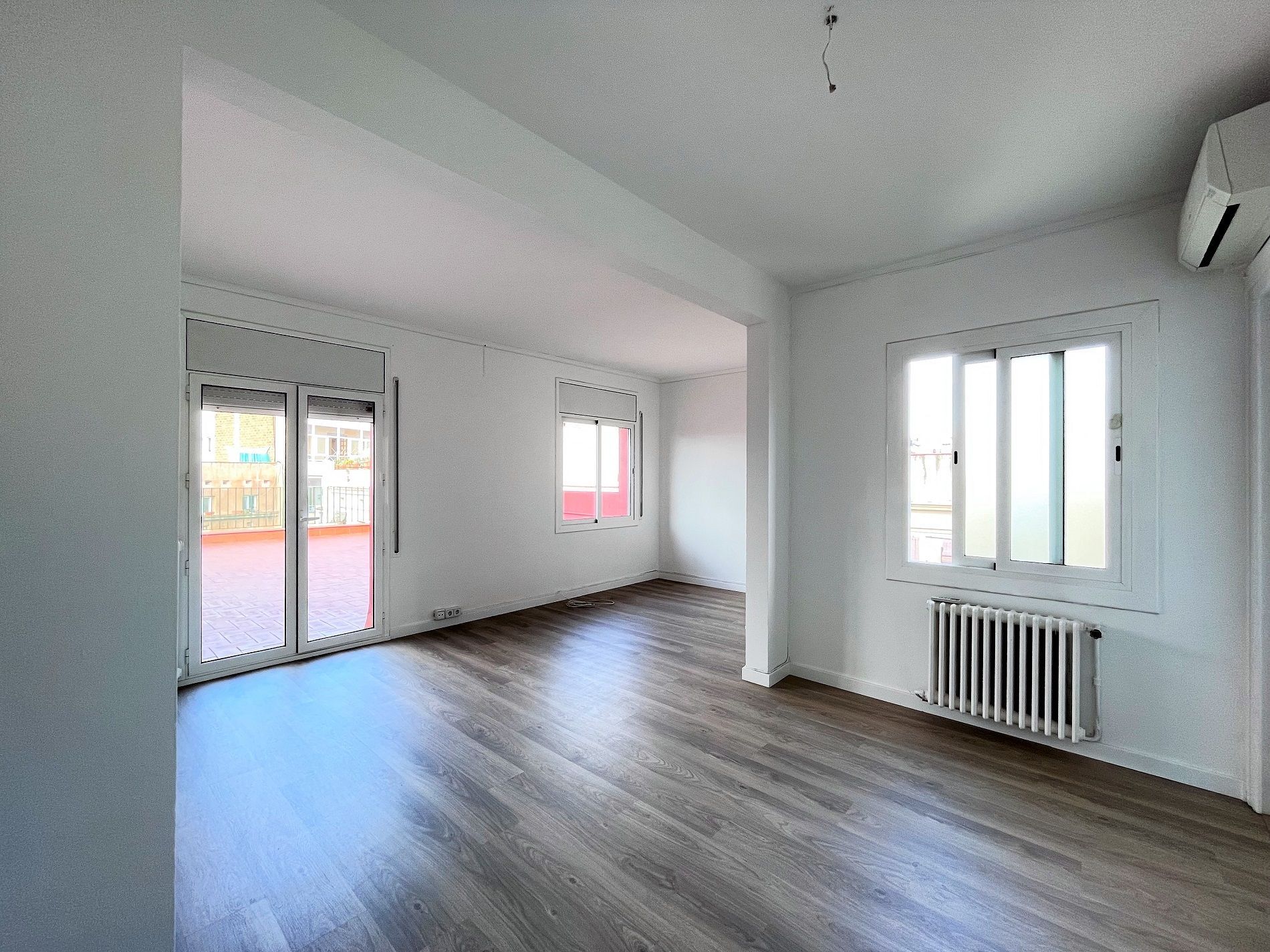 Sala d'estar de Pis de lloguer en  Barcelona Capital amb Aire condicionat, Calefacció i Parquet