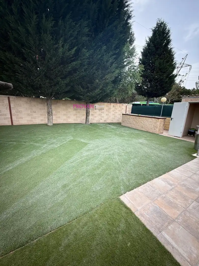 Terrace of Detached homes for sale in Loeches  with Heating, Private garden and Storage room